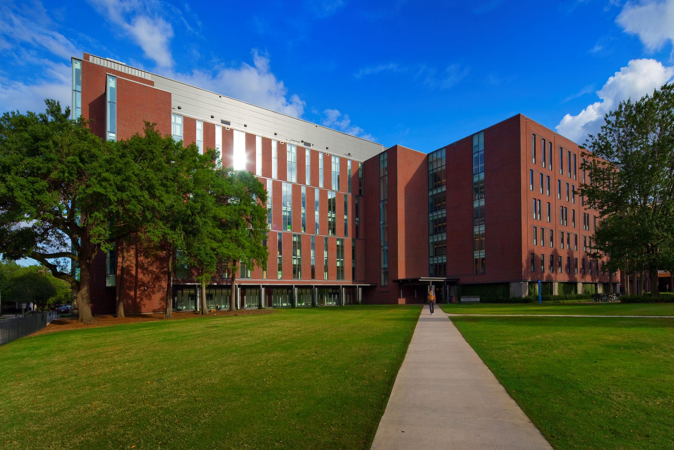 Loyola Monroe Hall Holly & Smith